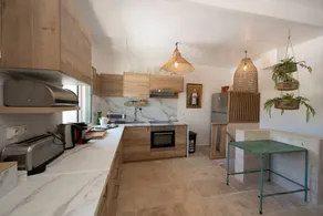 Holiday home with terrace - Image 3