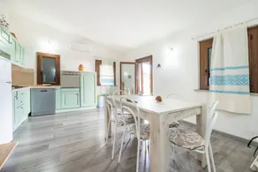 Maison conviviale et familiale avec terrasse, barbecue et jardin | Vue montagne | Avec animaux acceptés - Image 4