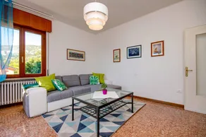 Apartment with garden, private pool & terrace | Lake view - Image 4
