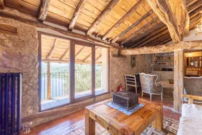 Lovely house with BBQ, garden & private pool | Lake view | Pets allowed - Image 2
