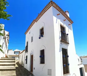 Holiday home with terrace | River view | Good for workation - Image 2