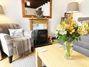 Fully equipped cottage with garden - Image 5