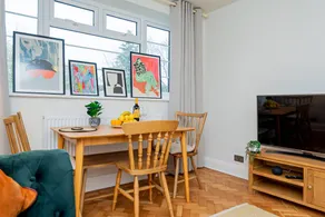 Family-friendly apartment - Image 2