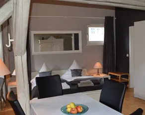 Child-friendly flat with garden, barbeque & fast internet | Pet-friendly - Image 5