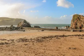 Child-friendly cottage with garden | Next to the beach | Pets allowed - Image 4