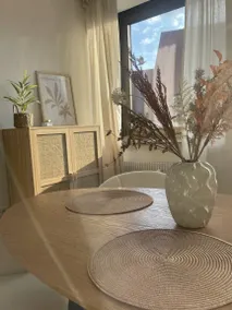 Spacieux appartement de vacances adapté aux familles | Proche Château de Nuremberg | Vue ville | Avec animaux admis - Image 2
