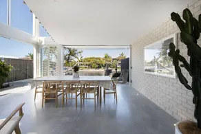 Ample holiday home with pool, garden & terrace | Water view - Image 5