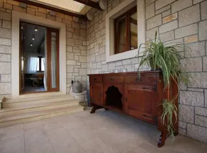 Voll ausgestattete gemütliche Villa mit Terrasse, Garten und Grill | Bergblick | Haustiere sind willkommen - Image 3