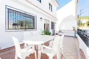 Ferienhaus mit Garten, privatem Pool und Terrasse | Meerblick - Image 2