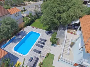 Wohnung mit Grill, Terrasse und Pool - Image 3