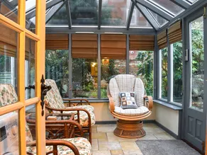 Family-friendly cottage with garden | River view | Dogs allowed - Image 2