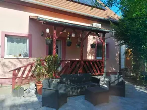 Family-friendly wonderful holiday home with BBQ, garden & terrace | Pet-friendly - Image 2