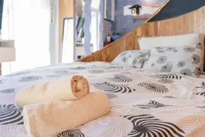 Apartamento vacacional con terraza | Vistas al jardín | Se admiten mascotas - Image 2