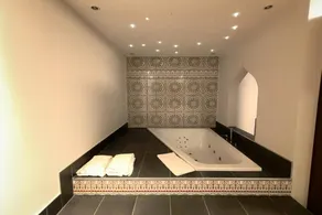 Lovely flat with garden | Perfect for remote work - Image 4