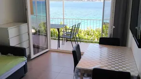 Holiday apartment with BBQ | Sea view - Image 3