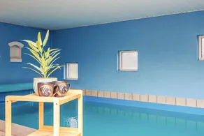 Holiday home with sauna, garden & pool - Image 4