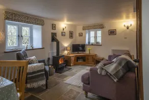 Cottage with garden - Image 5