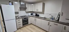 House with garden & hot tub - Image 3