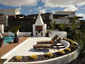 Fully equipped charming holiday home with private pool, terrace & barbeque - Image 5