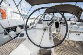 Bateau avec 3 chambres à coucher pour 6 personnes - Image 5