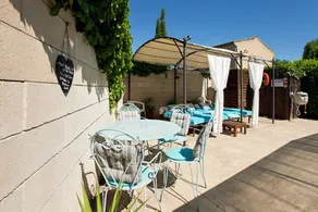 Charming Provencal Villa with Private Pool - Image 4