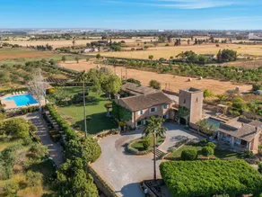Maison entièrement équipée avec jardin, piscine privée et terrasse | Adaptée au travail à distance | Avec animaux acceptés - Image 2