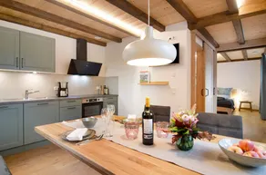 Charming flat with terrace | Garden view - Image 5
