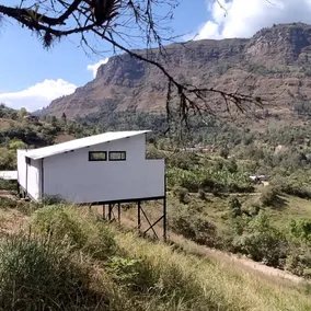 Machetá Cabin Retreat with Private Hot Tub and Stunning Mountain Views in Cundinamarca, Colombia - Image 5