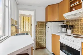 Holiday home with terrace & barbeque - Image 4