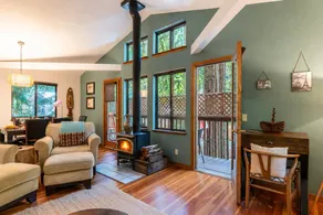 Holiday home with terrace & BBQ - Image 4