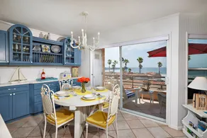 Panoramic Ocean View White Sandy Beaches Community Jacuzzi - Image 2