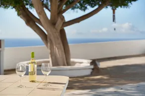 Wonderful finca with terrace, garden & BBQ | Sea view | Suitable for remote work - Image 3