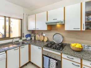 Child-friendly lovely holiday home with terrace, barbeque & garden | Suitable for remote work - Image 4