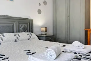 Family-friendly pleasant bed & breakfast with terrace, garden & heated pool | Garden view - Image 5