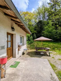 Encantadora casa ideal para familias con terraza, barbacoa y piscina | Vistas al jardín - Image 4