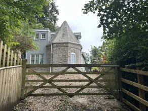 Fully equipped cottage with garden | Beach view | Pet-friendly - Image 2