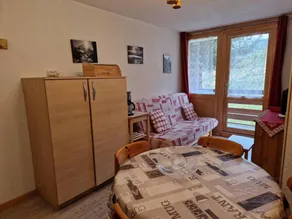 100m from ski slopes, 1st floor, view ski slopes/village, balcony, tv, ski locker, 28m², Montalbert - Image 2