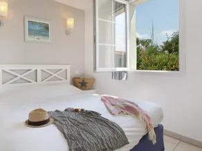 Nice apartment with terrace & heated pool | Dogs allowed - Image 5