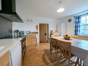 Cottage with garden - Image 5