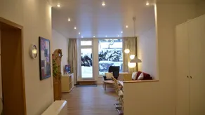 Flat with terrace - Image 2