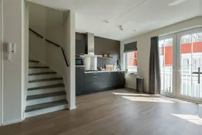 Appartement avec sauna et terrasse - Image 4