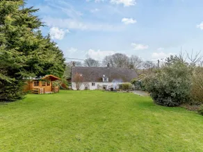 Fully equipped nice cottage with terrace, hot tub & garden | Pets allowed - Image 2