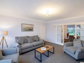 Fully equipped holiday home with fast internet & garden | Beach nearby | Dogs allowed - Image 2