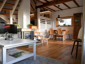 Charming holiday home with terrace & garden | Pet-friendly - Image 3