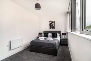 Central Wrexham 1BR Apt, Walk to Station & Town - Image 2