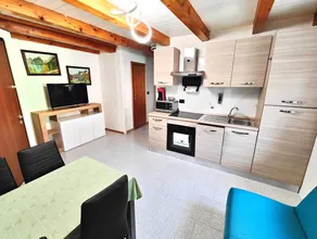 Charming Mountain Retreat in Montan-Angelin-Arensod, Aosta Valley - Image 4