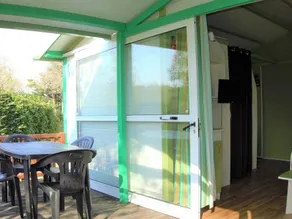 Family-friendly chalet with heated pool | Garden view | Pet-friendly - Image 5