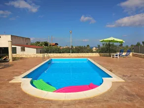 Villa mit Terrasse, Grill und Garten - Image 2