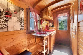 Bohemian Night in the Mountains – Ancolie Caravan Gavarnie - Image 3