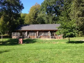 Maison avec terrasse et piscine chauffée - Image 5